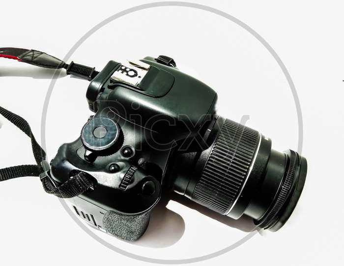 A picture of dslr on white background