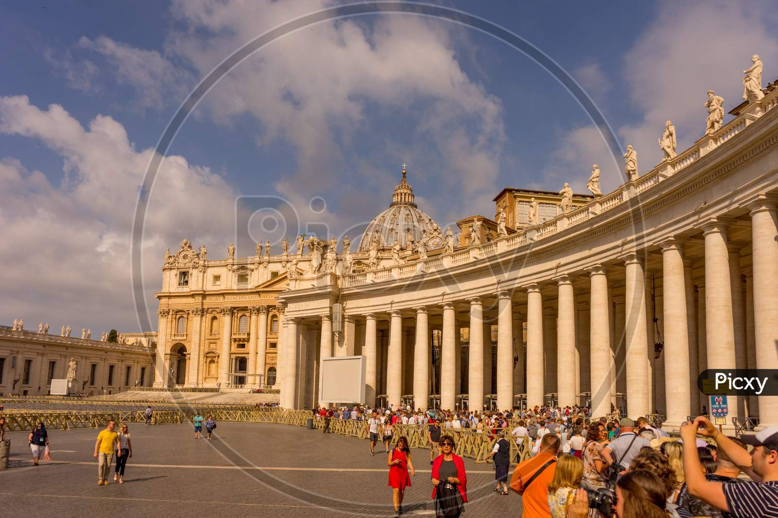 Vatican City, Italy - 23 June 2018: The Basilica At St. Peter'S Square In Vatican City With Tourists In Que