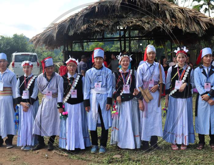 Lisu traditional dress. Beautiful Lisu people, Yobin tribe.