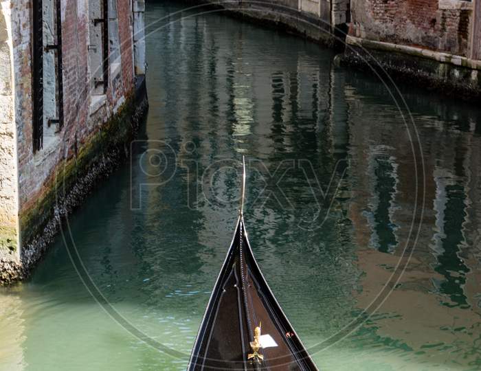 Italy, Venice, San Moise, Gondola Navigating The Narrow Canals