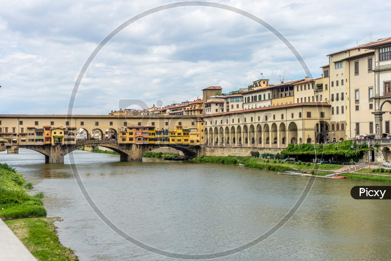 The Ponte Vecchio Over The Arno River In Florence, Italy