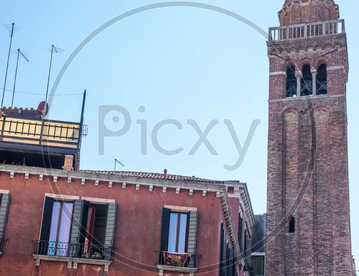 Venice, Italy - 30 June 2018: The Narrow Streets Of Venice, Italy Piazzale Roma And Alla Ferrovia