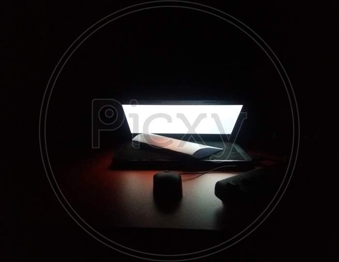 laptop photography , table lamp , Darkness