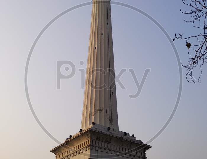 Kolkata sahid minar, kolkata monument