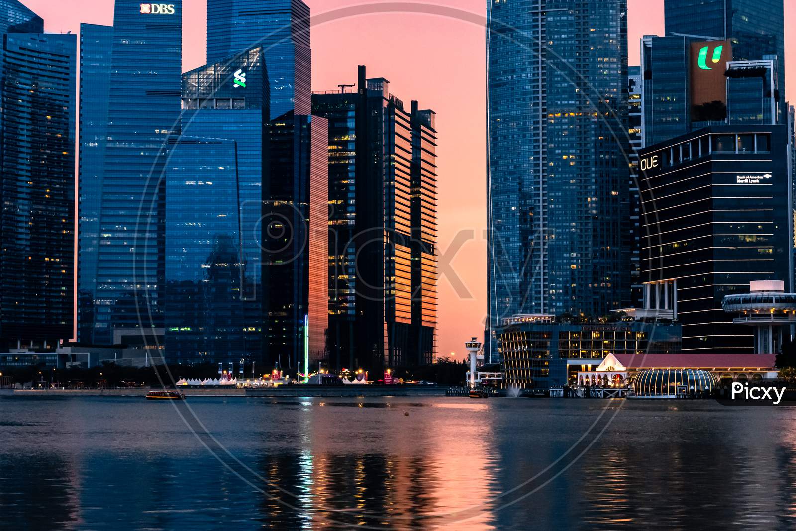 Cityscape, Marine Bay, Singapore 2020.