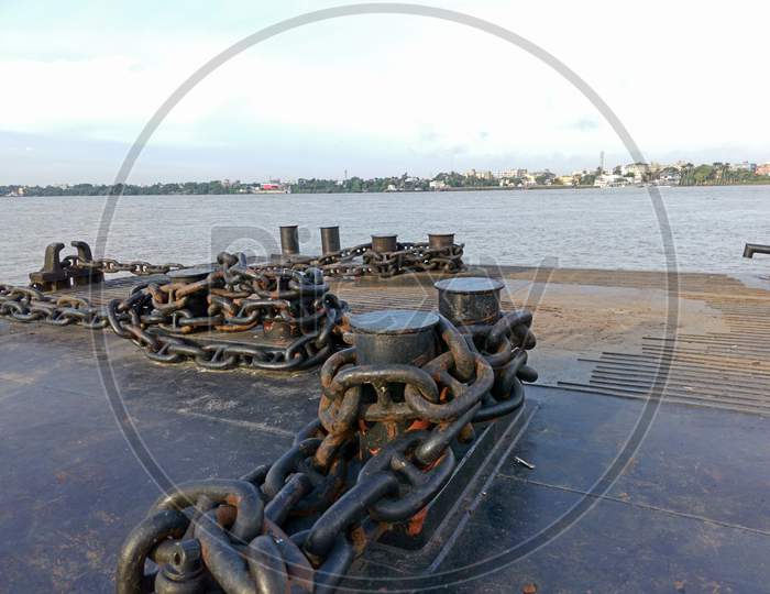 Anchoring Chains And Poles,