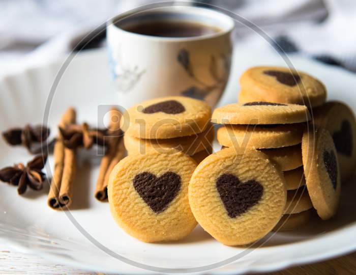Close up of freshly baked cookies and coffee