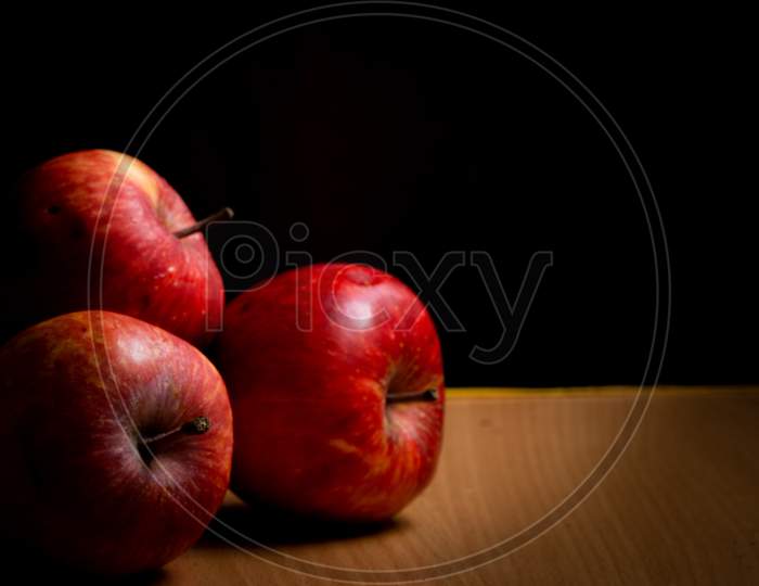 3 Apples Stacked Together