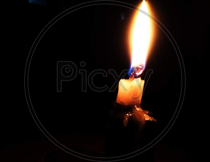 potrate of the candle light