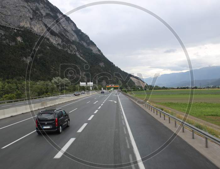 On The Way To Innsbruck 01