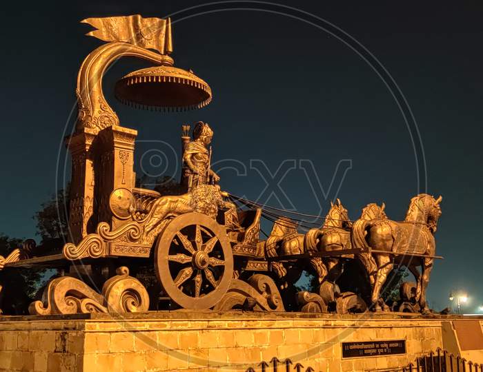 Shri Krishna Arjun chariot placed at Brahma Sarovar, Kurukshetra