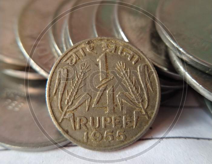1/4 rupee coin