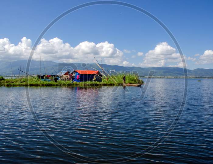 floating house at loktak lake