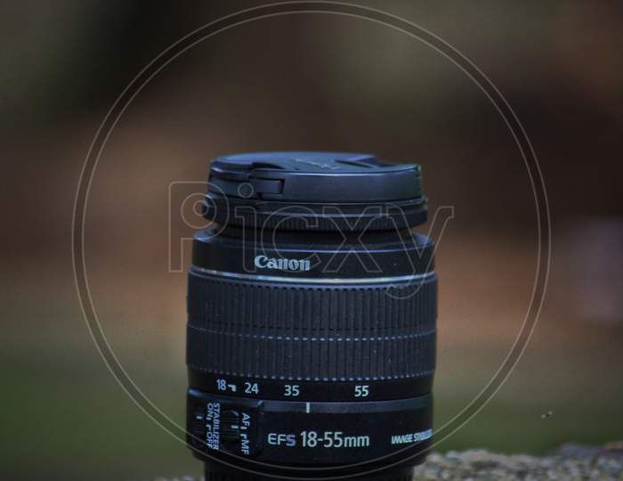 Canon small lense 18-55mm