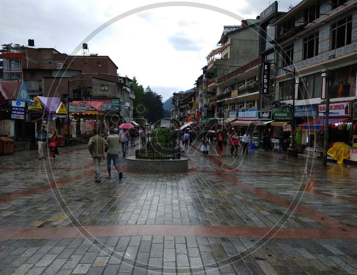 Mall Road, Manali, Himachal Pradesh