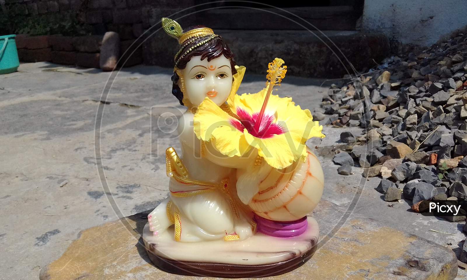 lord krishna statue (Krishna Idols)