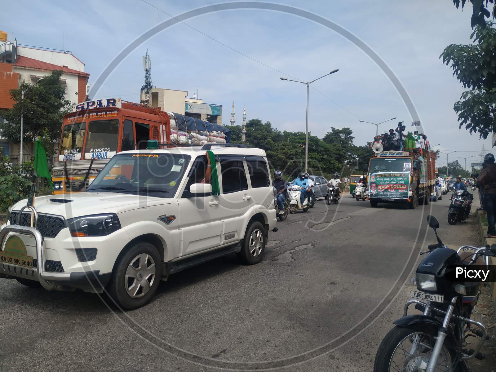 Image Of Closeup Of Karnataka Bandh People Protest In A Bike And Tempo ...