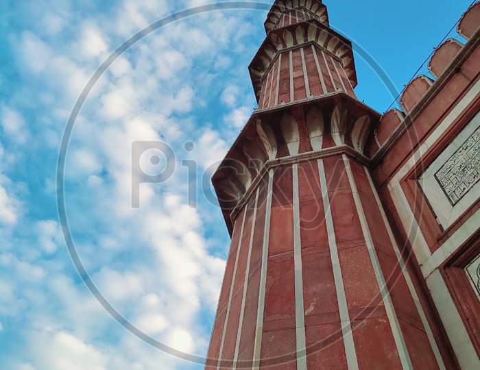 Delhi jama masjid tower (minar)