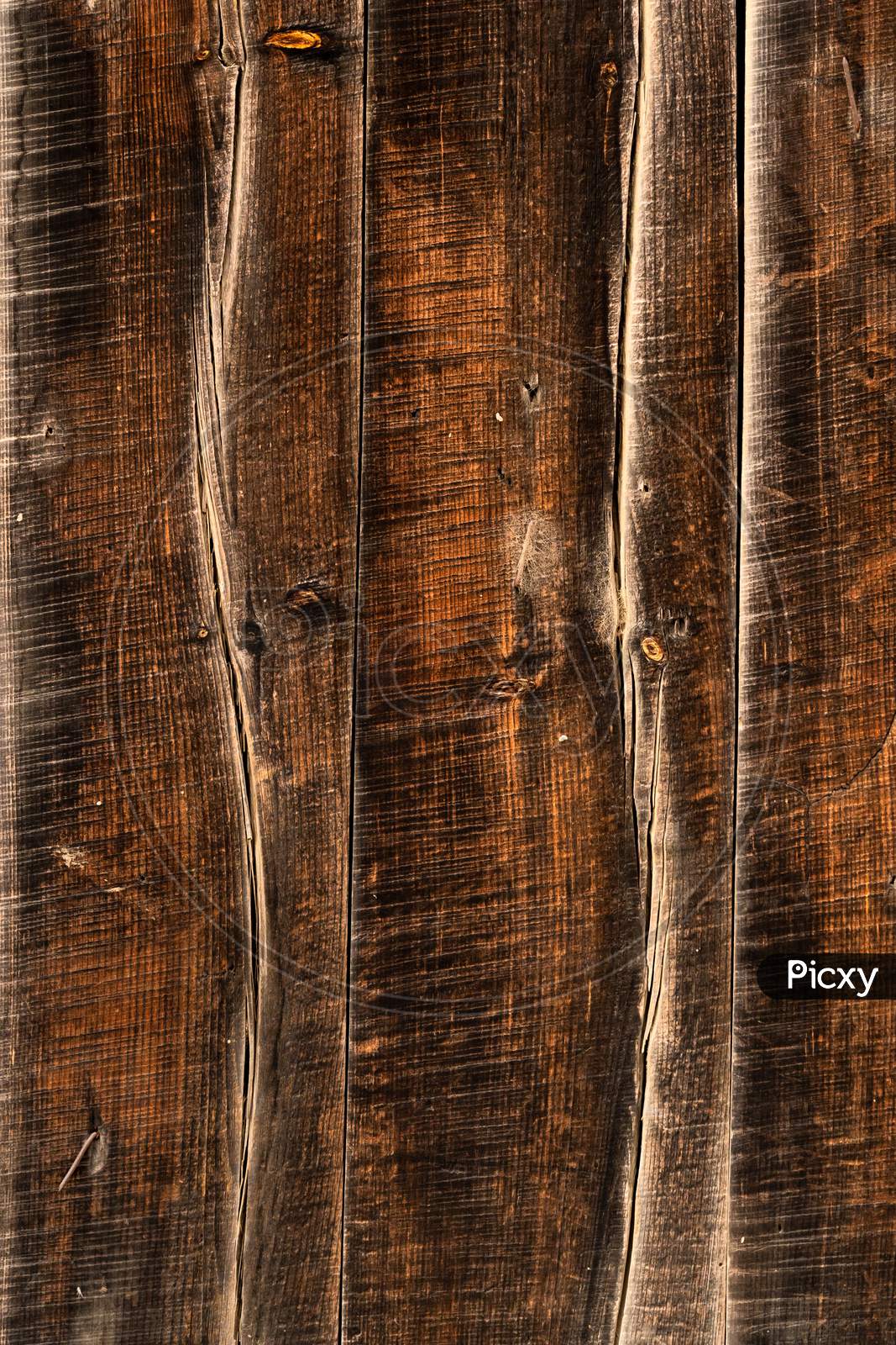 Wood Surface Having Interesting Texture & Patterns
