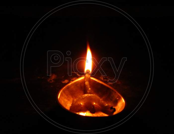 Oil lamp flame close-up picture