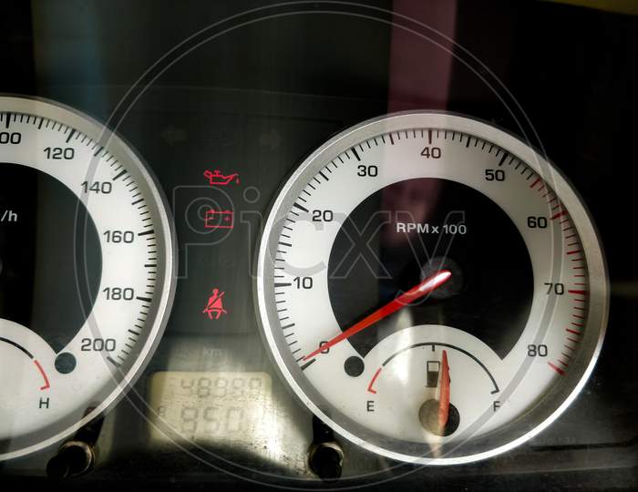 Rpm Meter Of Car In Stopped Condition