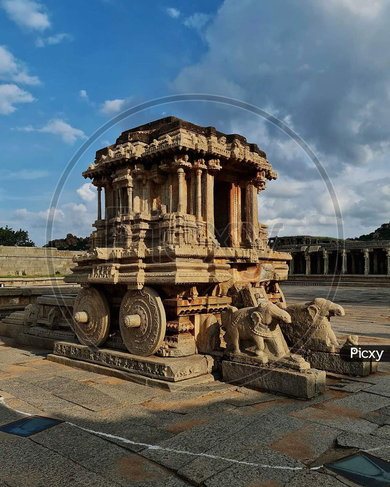 Historic temple on wheels