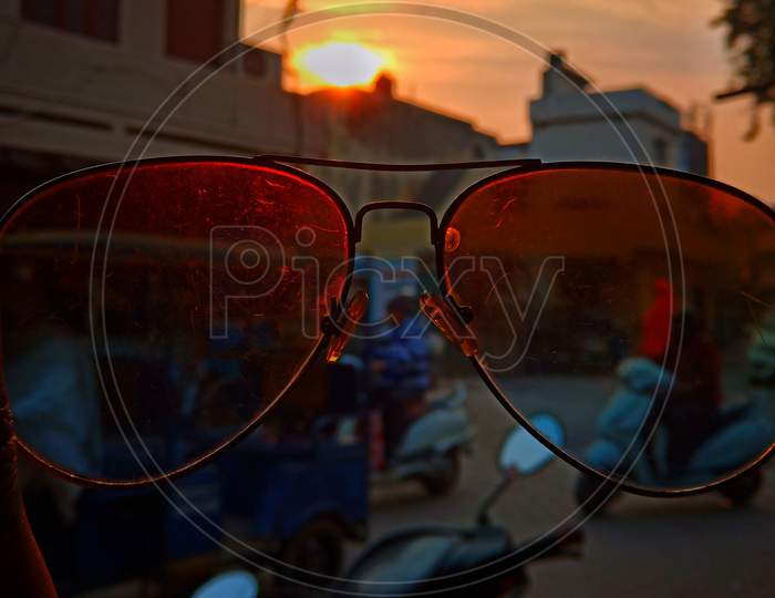 view of sunset from Sunglasses, sunset, googals, glasses, natural blur