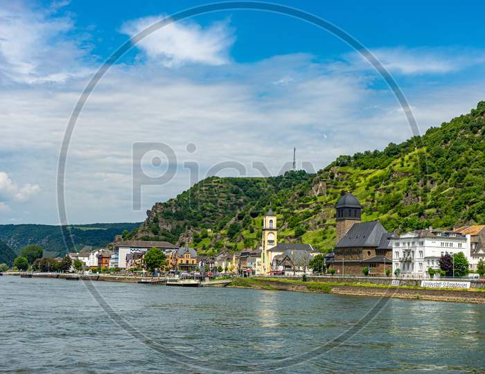 Frankfurt, Germany - 27Th May 2018: Cruise Boat Dock In The City Of Saint Goar, Part Of Rhine Romantic