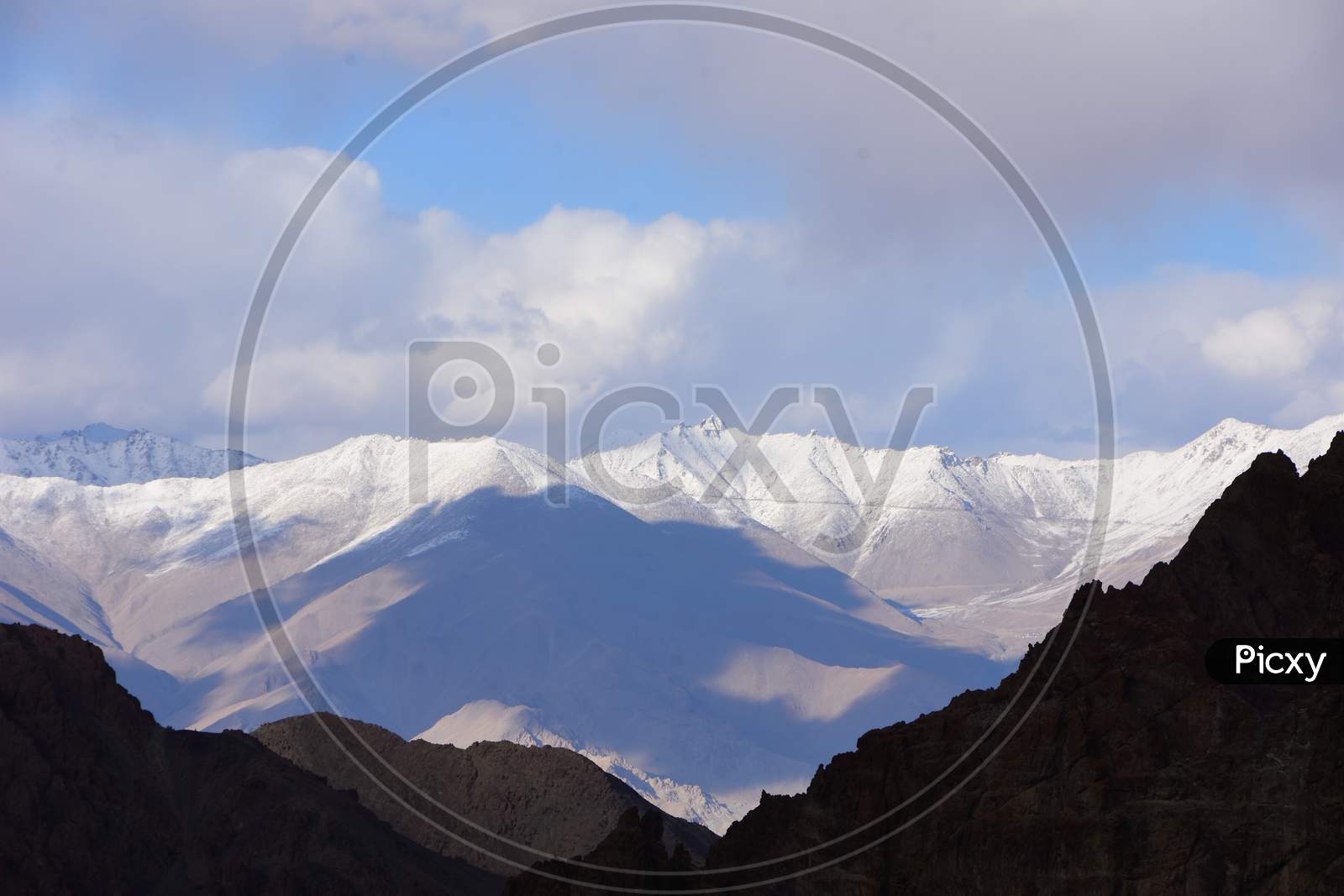 Scenery of hills in Ladakh