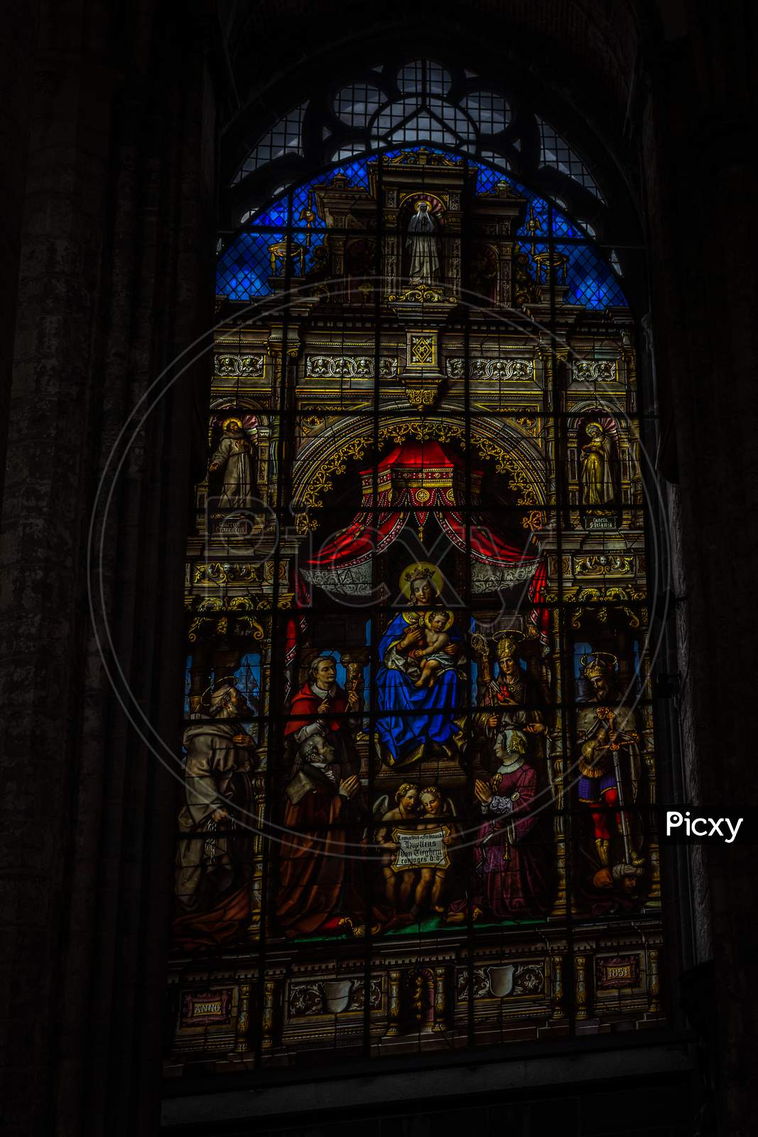 Ghent Belgium - April 15 : An Image Of Mary And Baby Jesus Is Etched On A Window Pane In Saint Nicholas Church, Ghent, Belgium