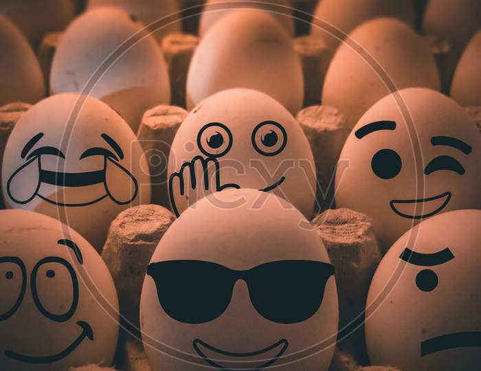 Emoticons of eggs