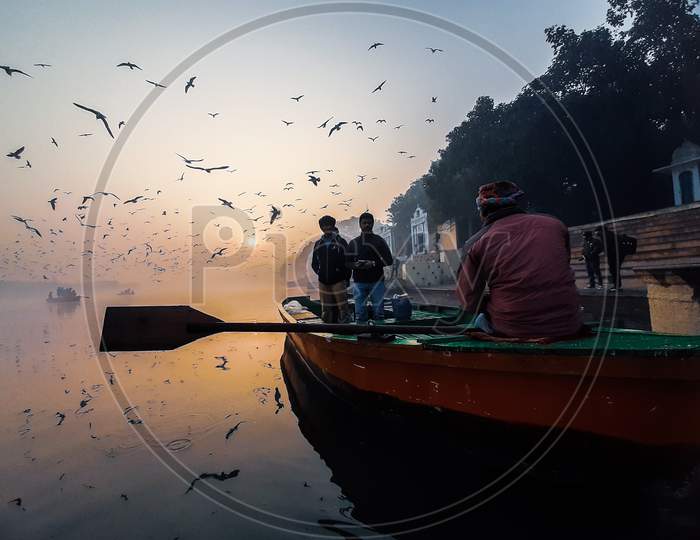 Capturing the sunrise in Delhi.