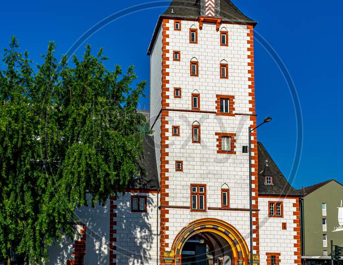 Mainz, Germany - 30Th May 2018: Medieval Holztrum Tower In The City Of Mainz, Germany