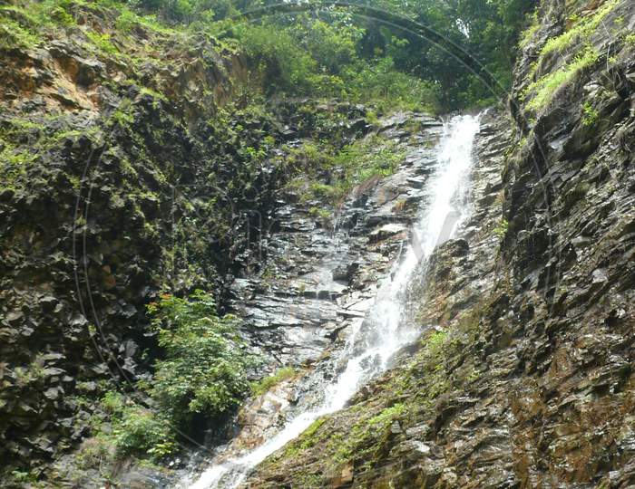 Ponda goa waterfall pic