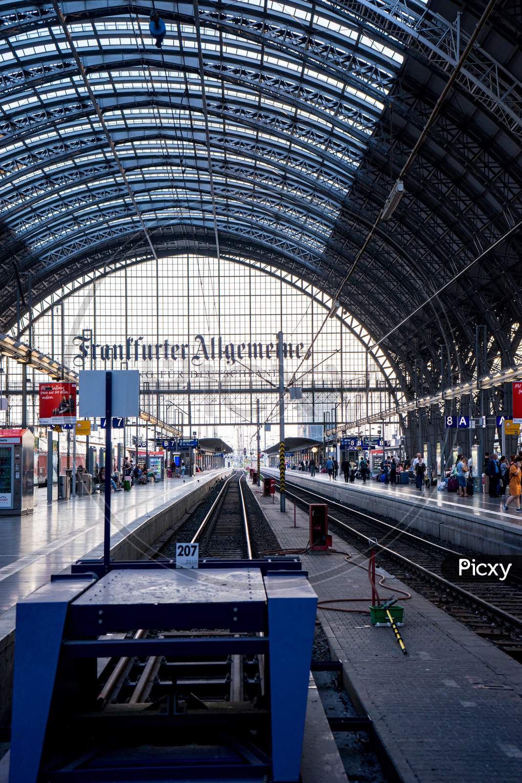 Frankfurt, Germany - 30Th May 2018: Deutsche Bahn Bahnhof Railway Station Of Frankfurt, Germany