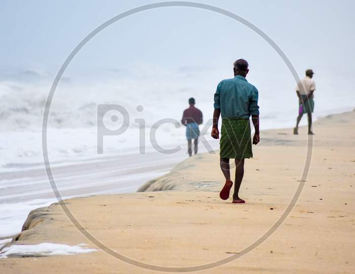 Fisher men, Marari Beach, Kerala