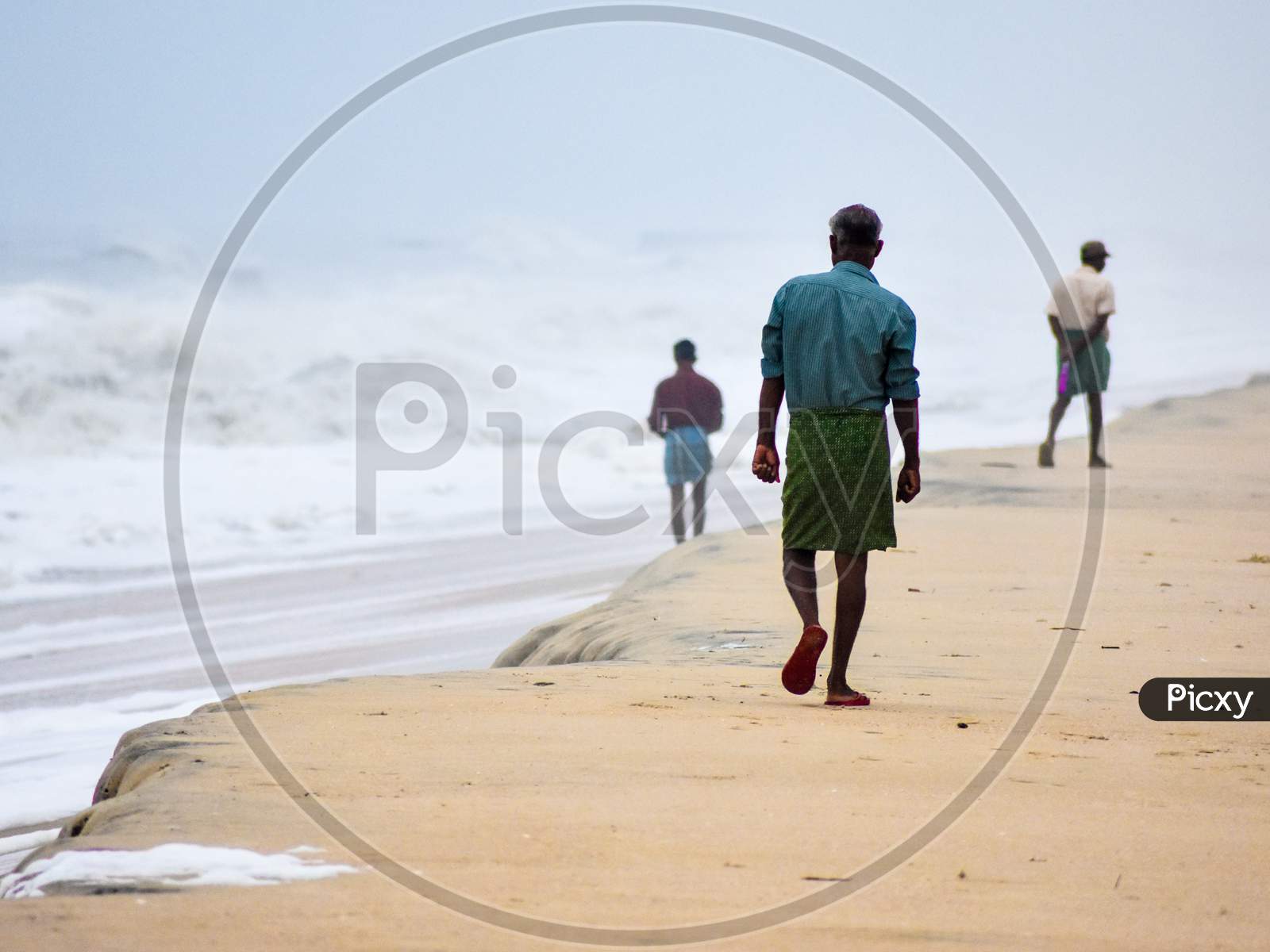Fisher men, Marari Beach, Kerala
