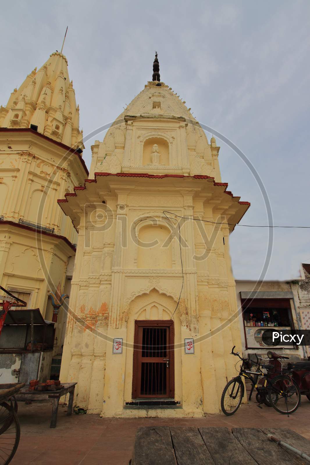 Kanak Bhavan Temple in Ayodhya Faizabad Uttar Pradesh India Stock Photo -  Image of bhavan, kanak: 202045980