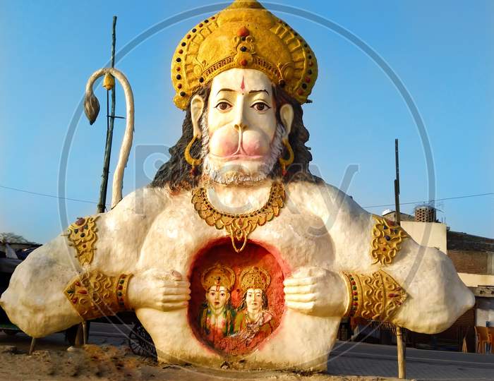 Statue of Hanuman ji
