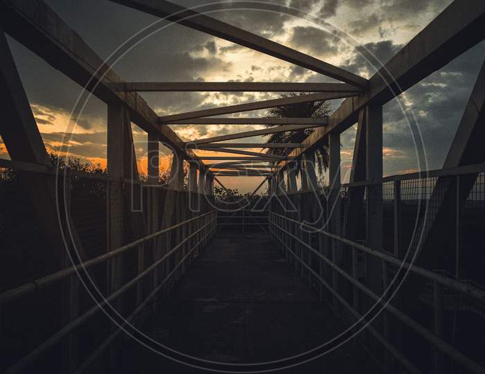 "A Beautiful Evening on a cross-bridge"
