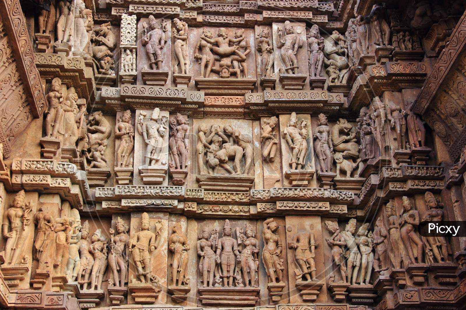 Erotic statue in Khajuraho, Madhya Pradesh, India