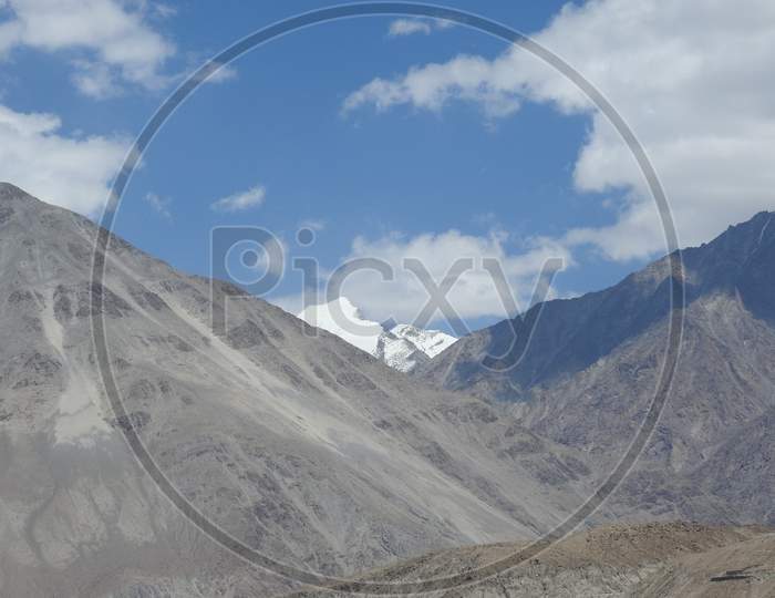 Mountain range leh ladakh