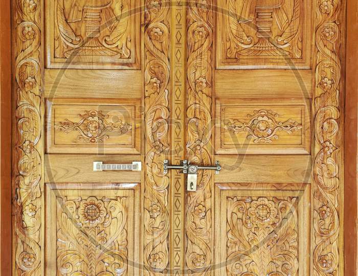 Classic wooden door, Tample door 🙏