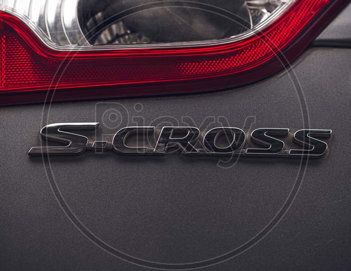 Logo click of scross car