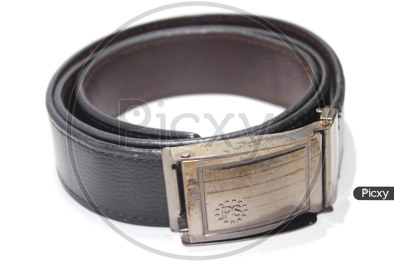 A picture of leather belt for men