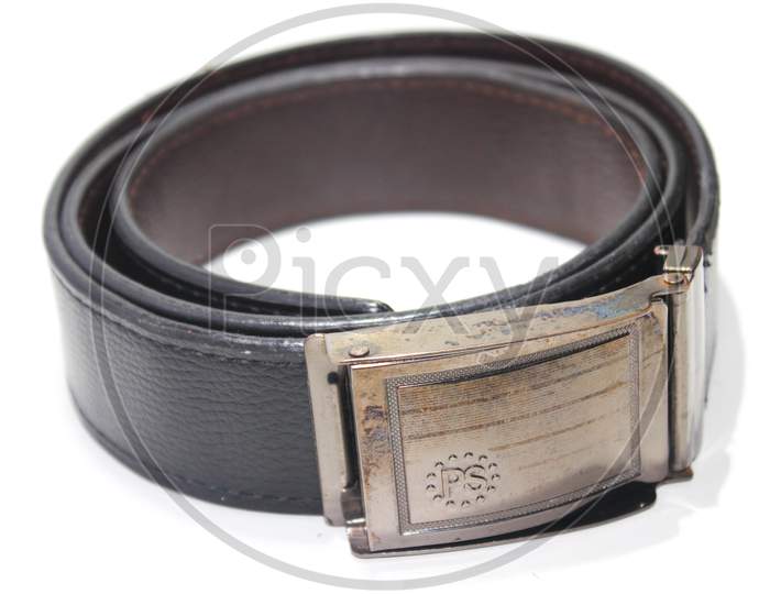 A picture of leather belt for men