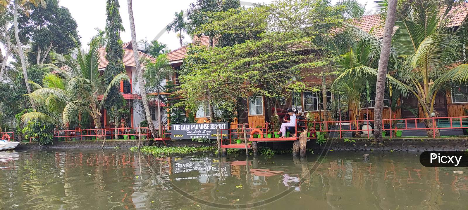 House at the end of the lake