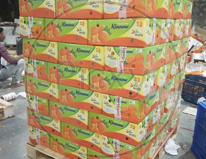 Orange pack box