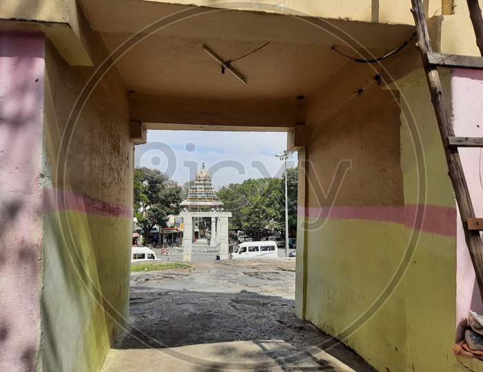 Beautiful view of Sri Kempegowda Statue and Tower in front of the circle of Gavi Gangadareshwara Temple, Gavipuram