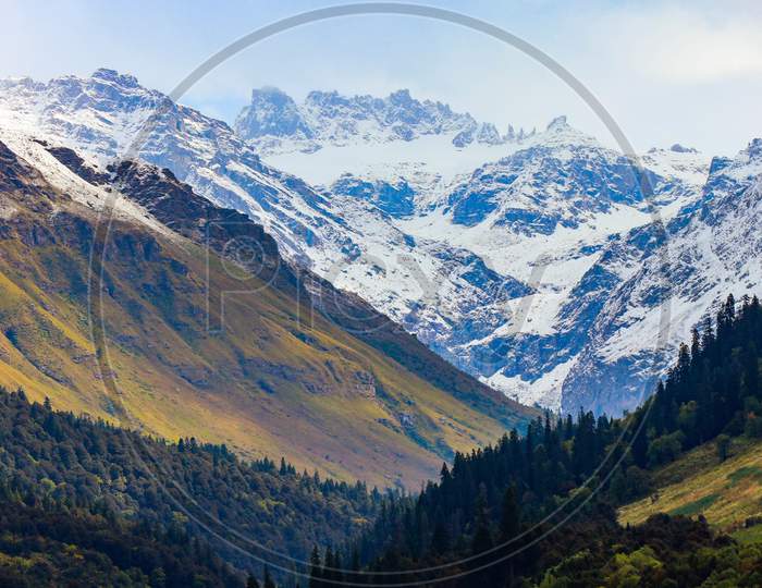 Kashmir Mountain View